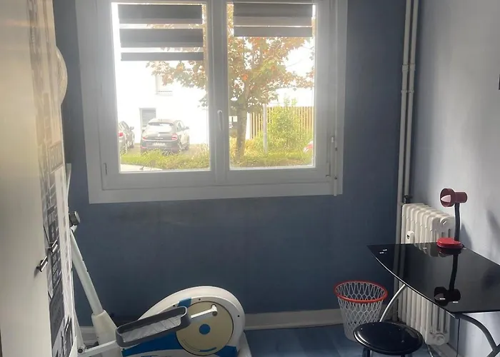 Proche Du Centre - 58 M2 Apartment *